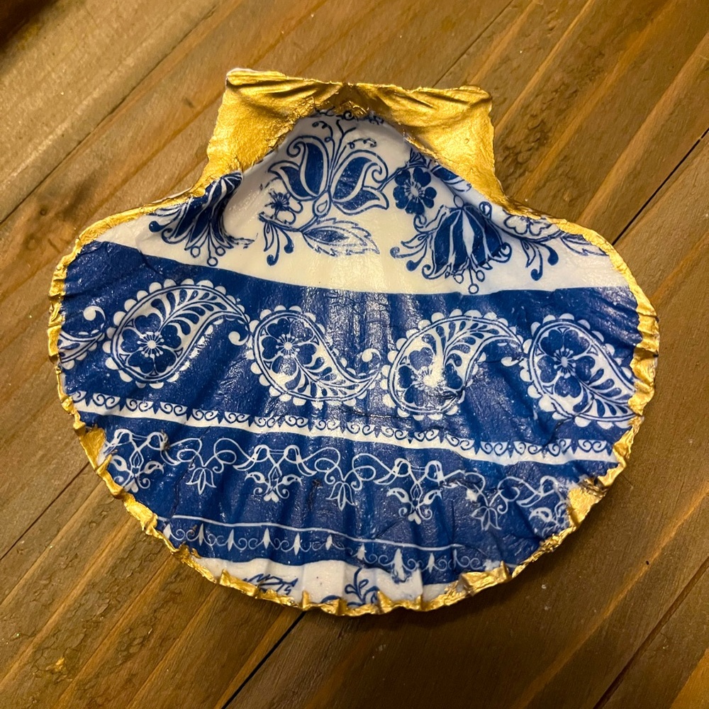 Decoupaged Scallop Shell Jewelry Dish